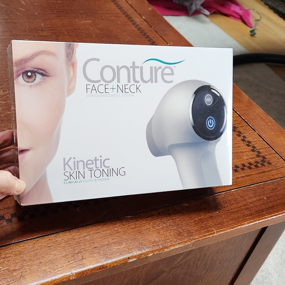 Sold. Contour Skin Rejuvenation Face & Neck Kinetic Device - Picture 5 of 9